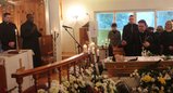thumbnails/016-Beerdigung Rabbi Benjamin 17.png.small.jpeg